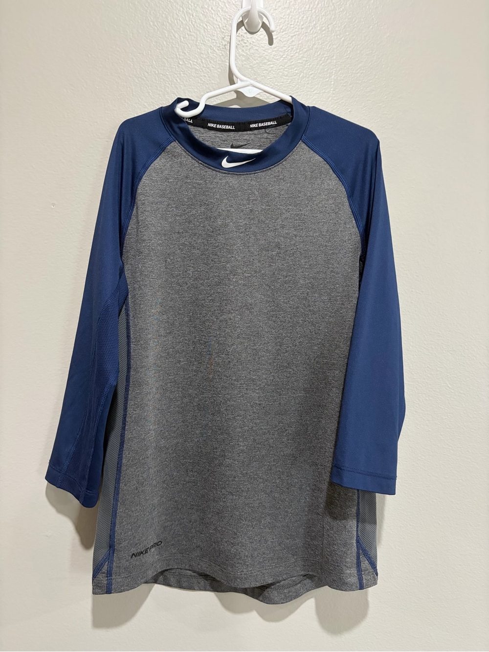 Nike Boys' Grey and Navy Long Sleeve Athletic baseball  Shirt